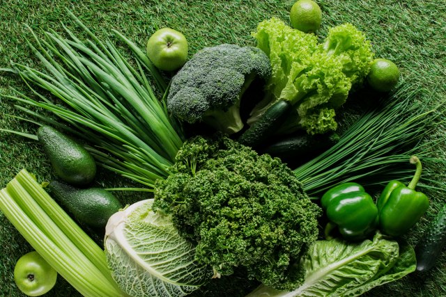 Kako zeleno povrće i voće utiče na metabolizam i mršavljenje?